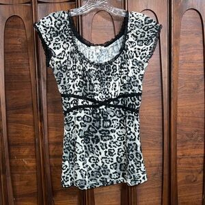 Moa Moa junior size large